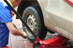 茄子河区附近拖车24小时服务热线电话